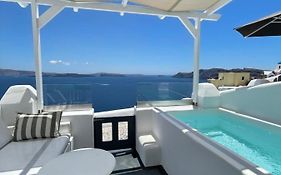 Oia Collection